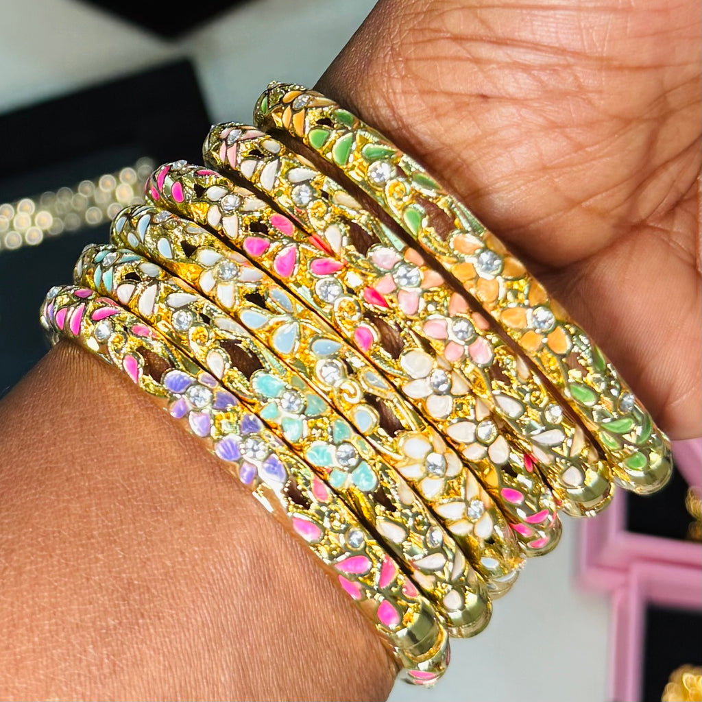 GOLD FLEUR BANGLES