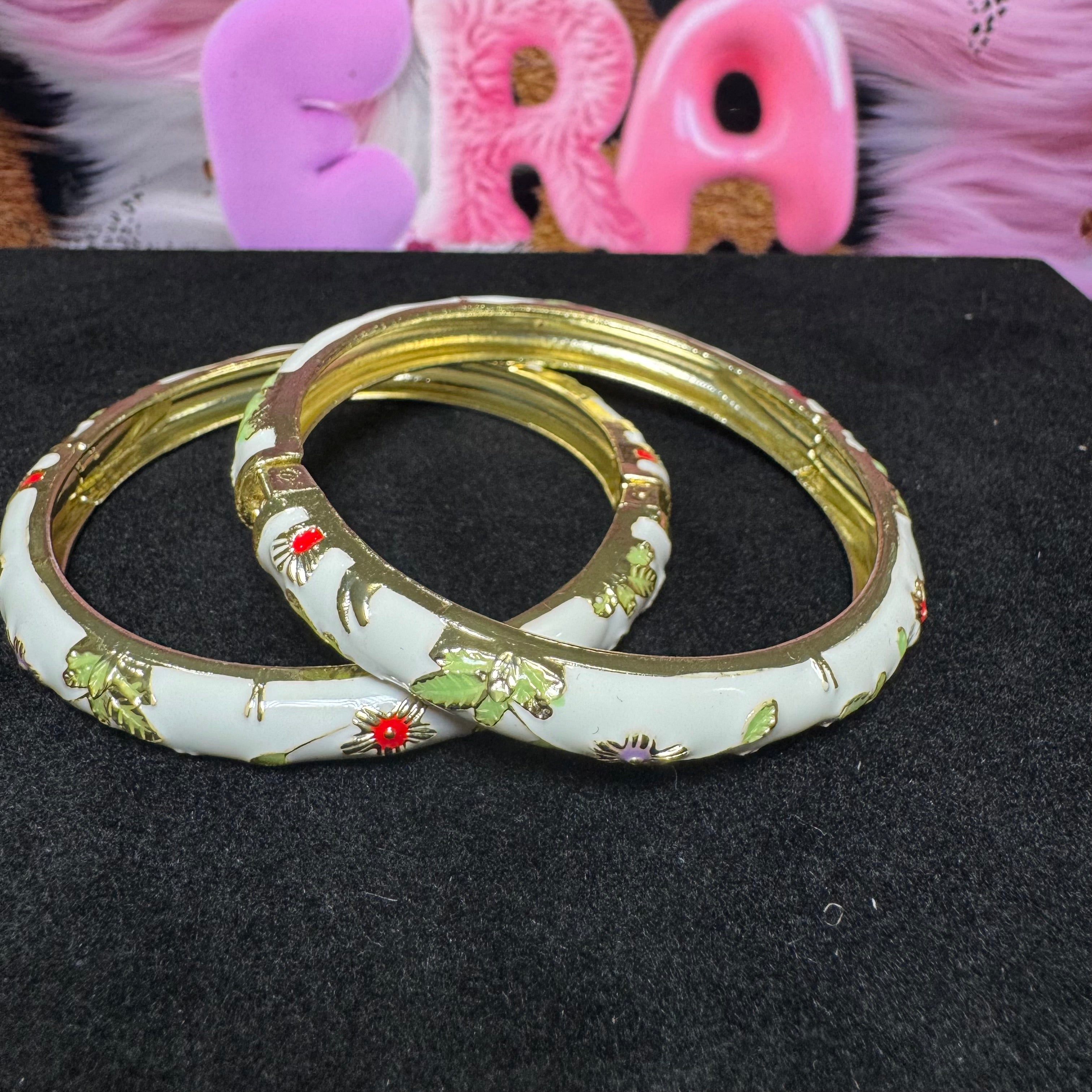 GLD ENAMEL BANGLES