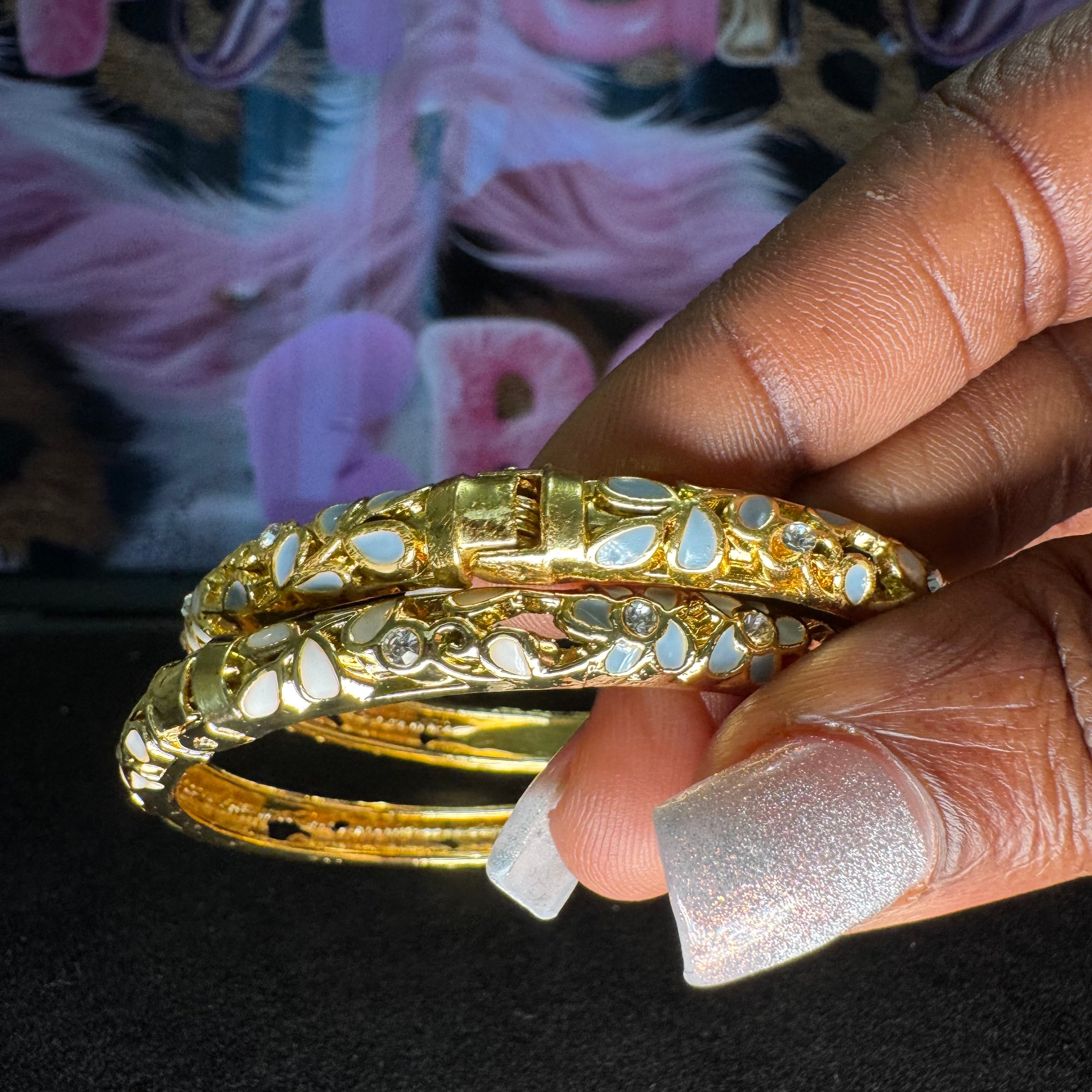 GOLD FLEUR BANGLES