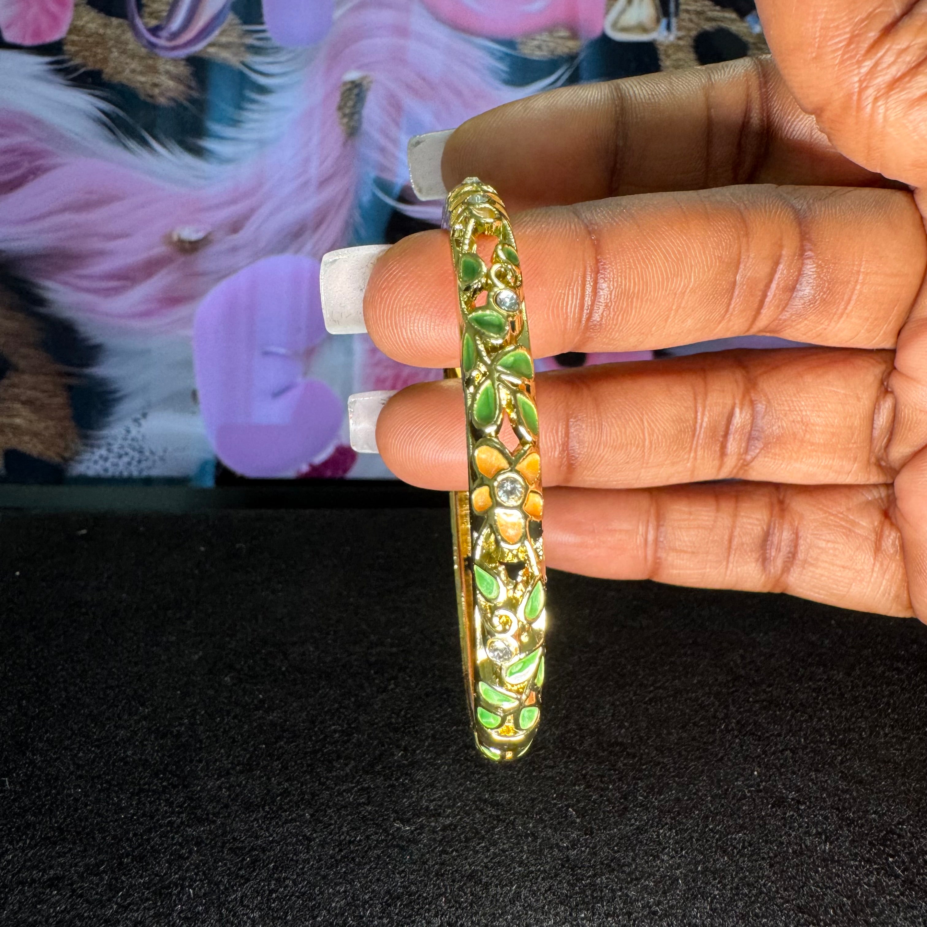 GOLD FLEUR BANGLES