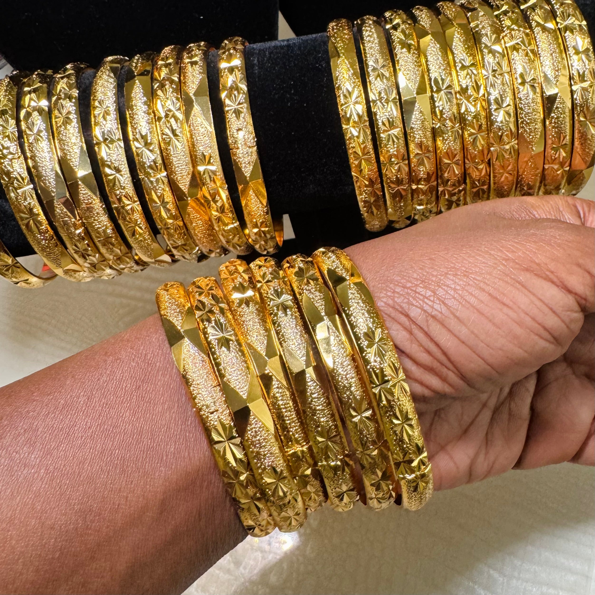 GOLDEN LOCK BANGLES